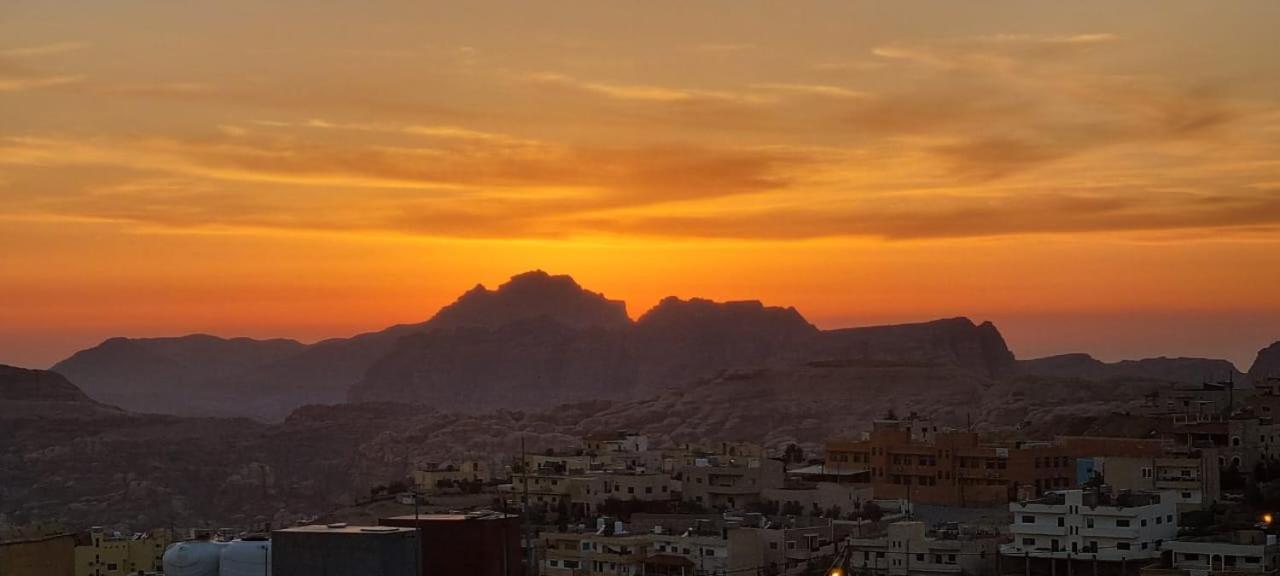 Petra Sunset Bed & Breakfast Bed and Breakfast Wadi Musa Buitenkant foto